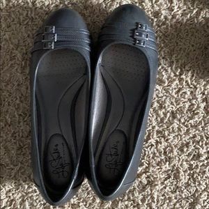 Women’s flat size 9